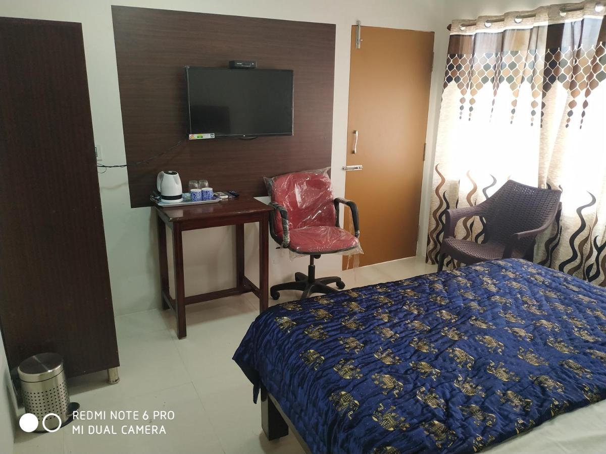 Krish Garden Villa Chidambaram Exteriör bild